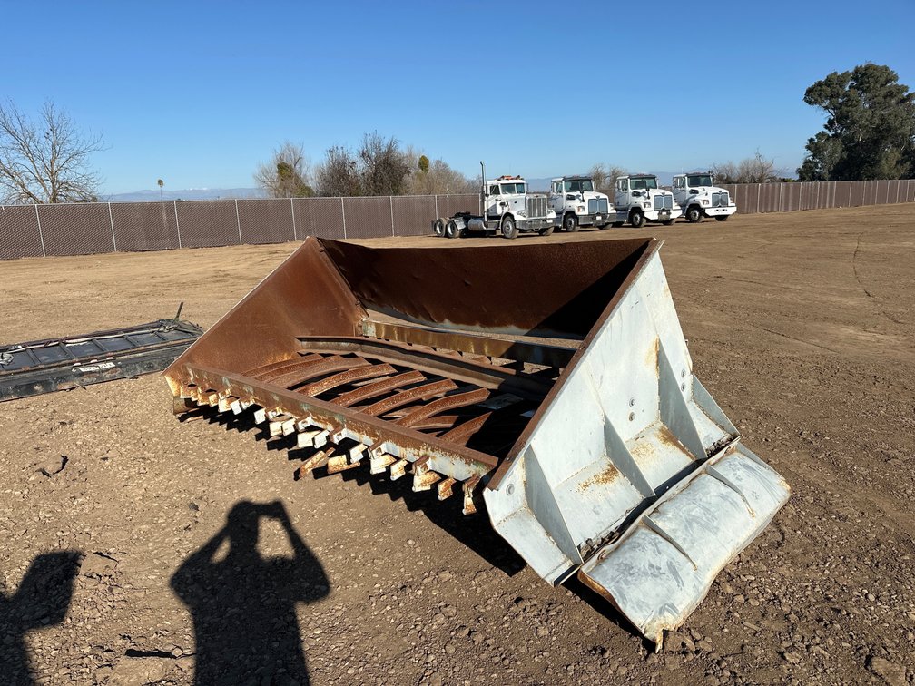 Aggregate De-Rocker Screen 