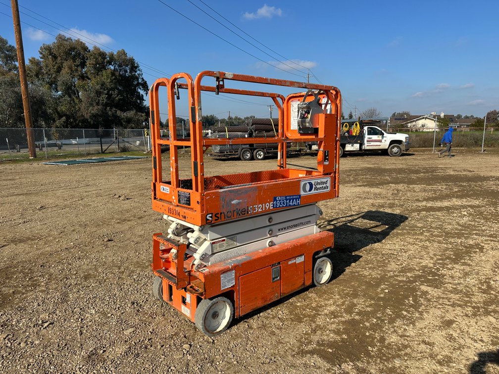 2017 Snorkel S3219E