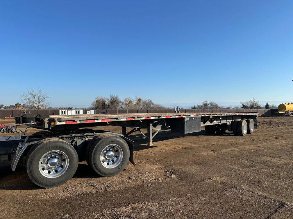 1998 Fontaine 48 ft T/A Flatbed Trailer