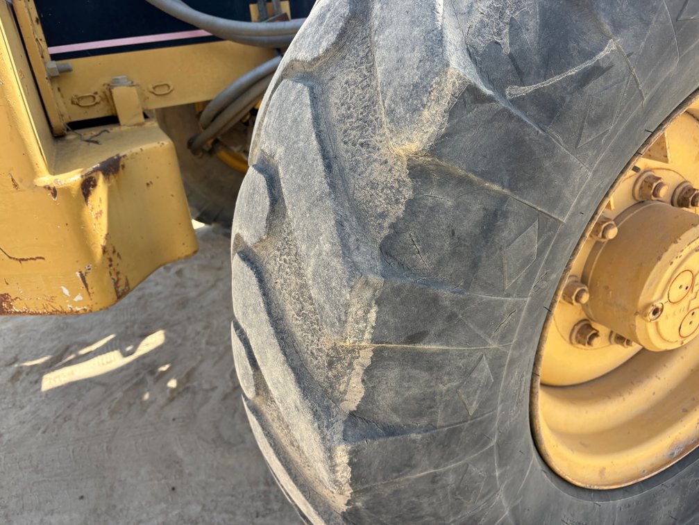 Image for Caterpillar TH83