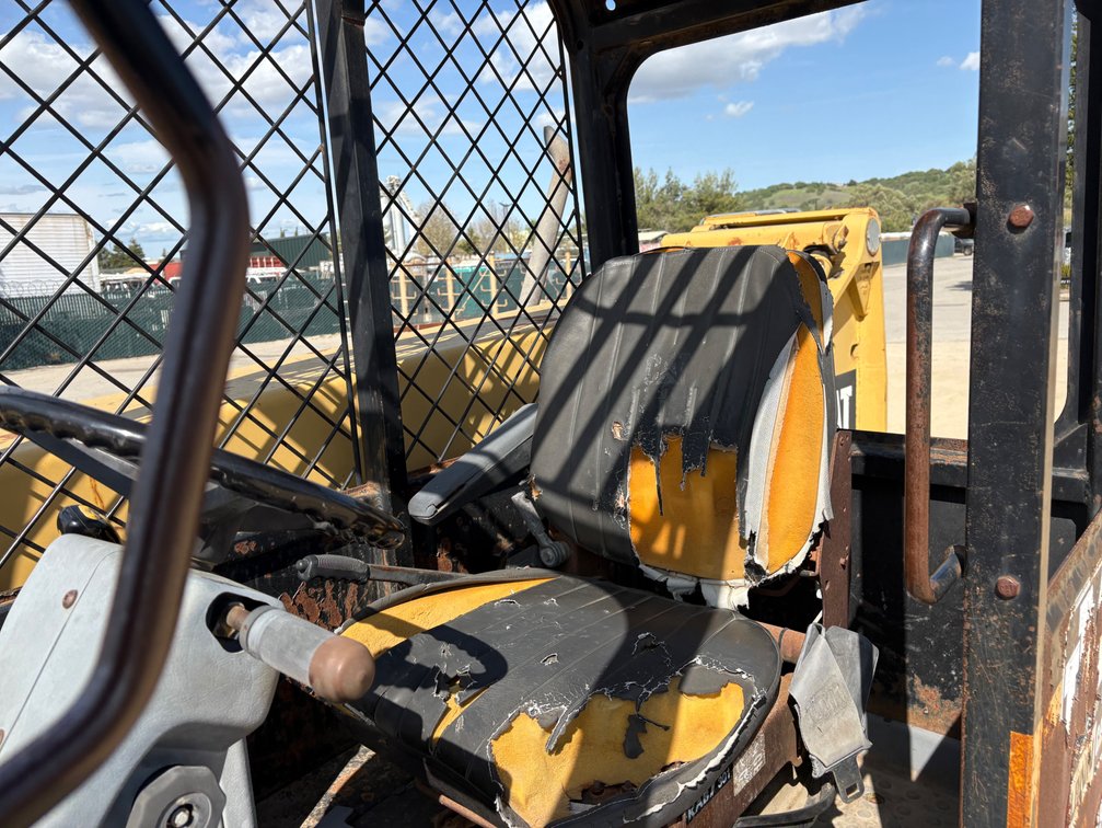 Image for Caterpillar TH83
