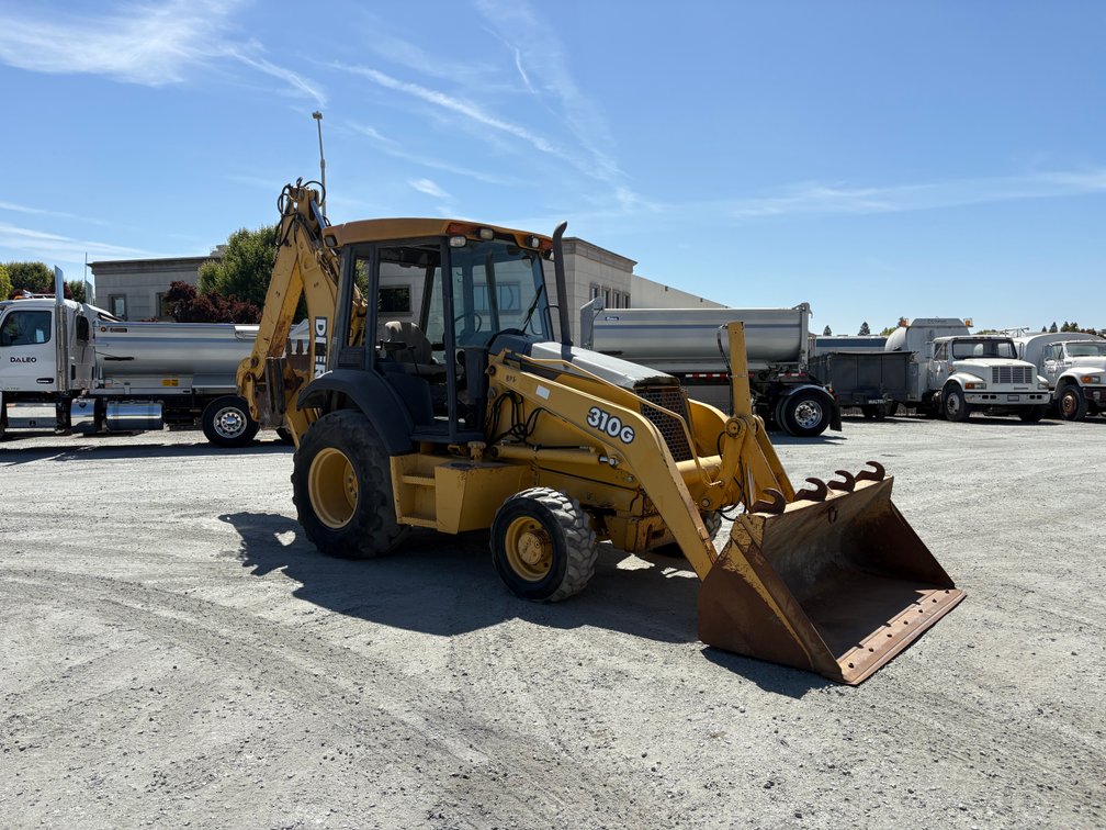 Image for 2002 John Deere 310G
