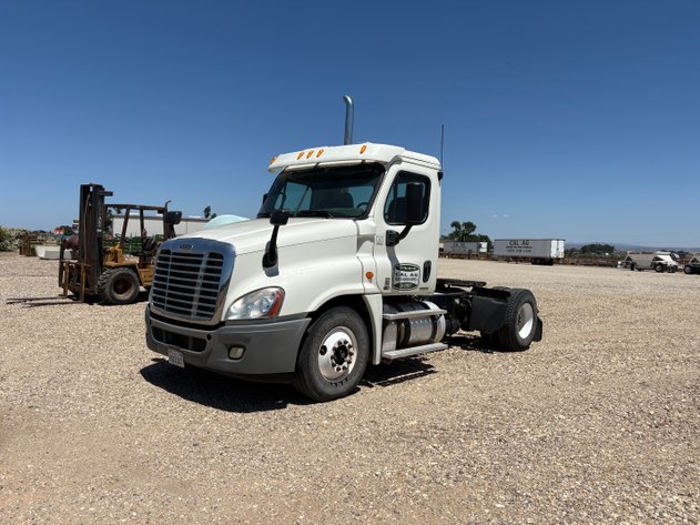 Image for 2012 Freightliner Cascadia S/A Truck Tractor