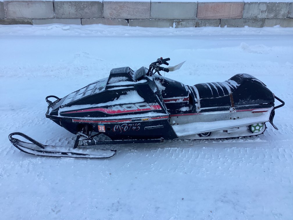 1985 Indy 400 snowmobile, started, bill of sale.