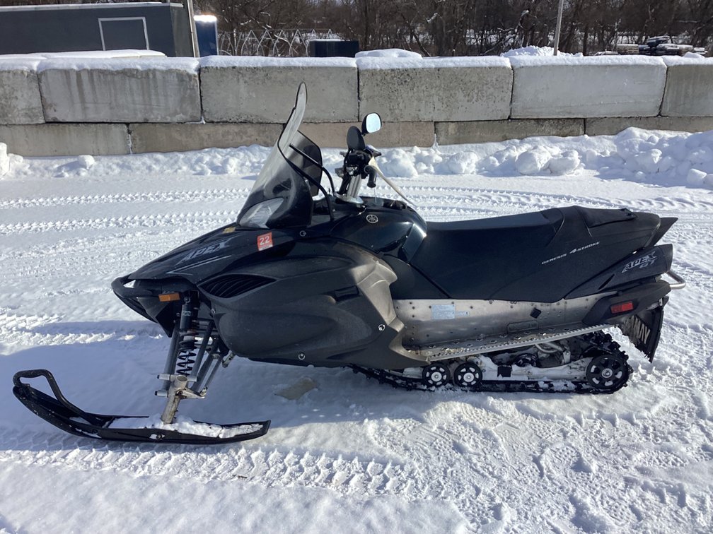 2010 Yamaha Apex GT 1000 snowmobile, started, shows 6,739 miles, registration.