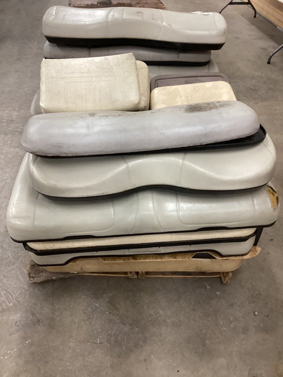 Skid of golf cart seats