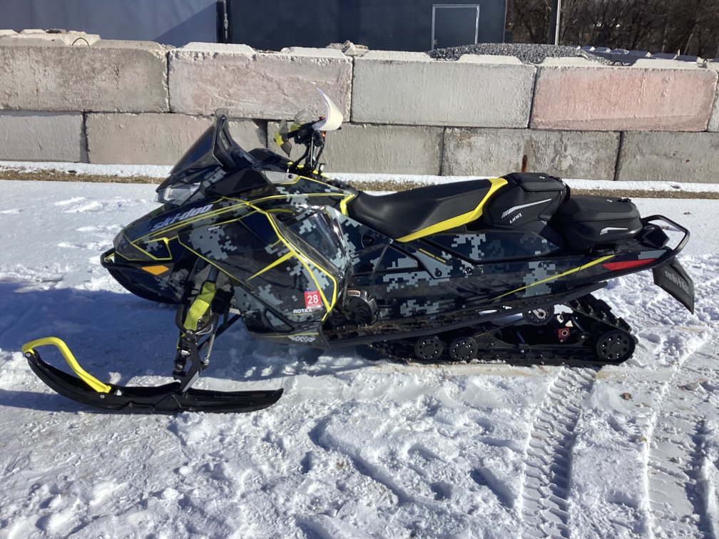 2020 Ski Doo MXZ 850 E-Tec snowmobile, started, shows 2,324 miles, registration.