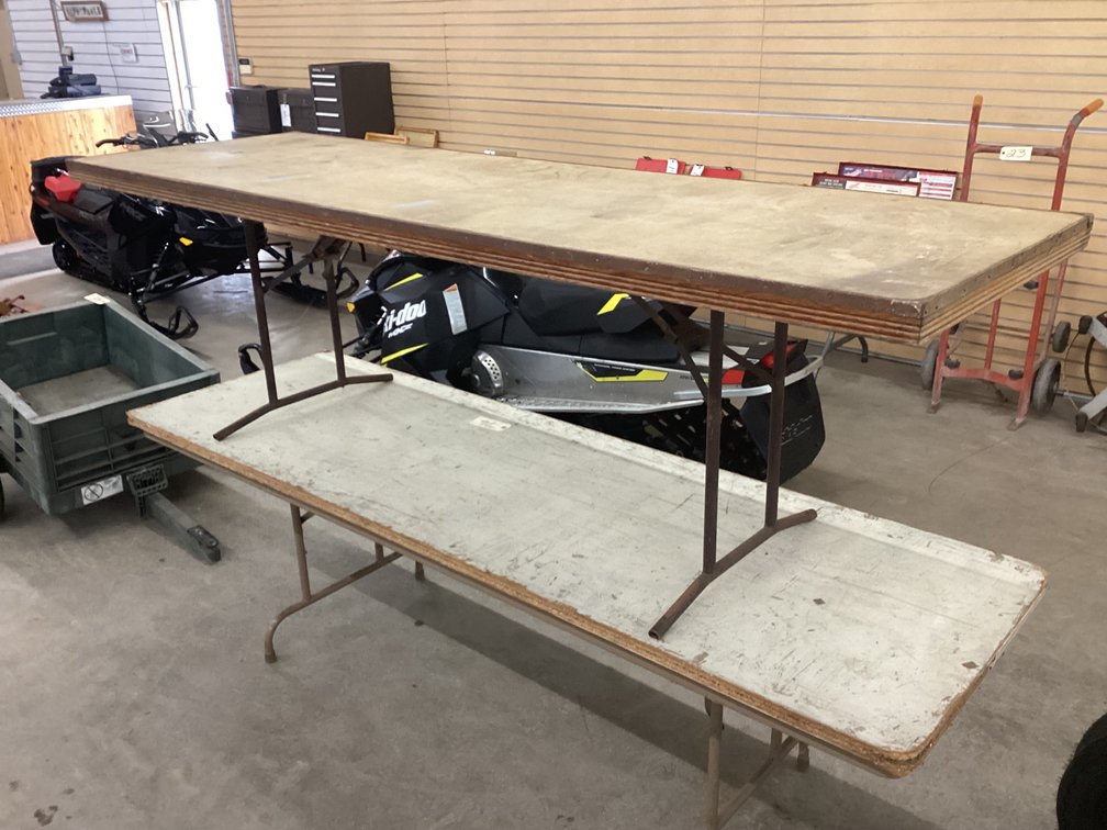 (2) 8’ folding tables.