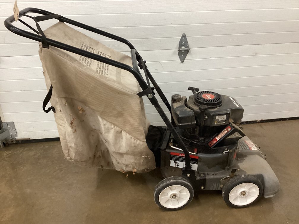 Craftsman yard vac.