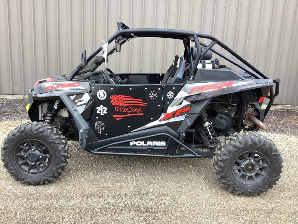 2016 Polaris RzR 1000 turbo, started, shows 2,950 miles, title.