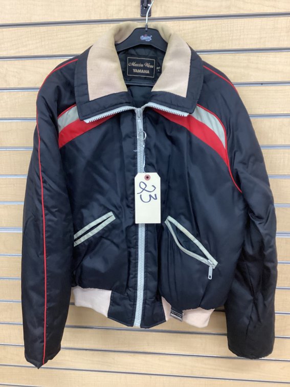 Yamaha jacket - men’s large