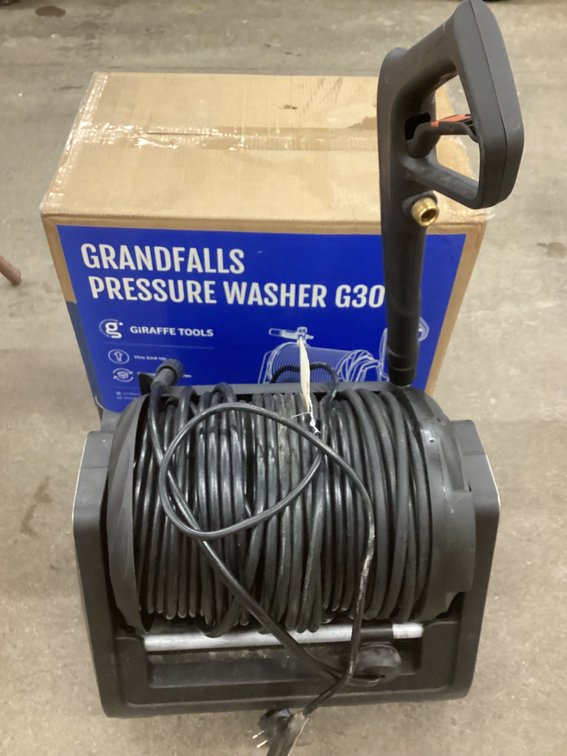 Pressure washer