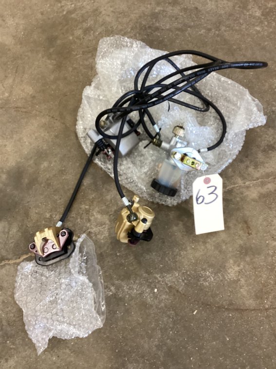 Master cylinder & brake set- unused.