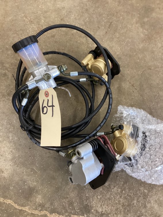 Master cylinder & brake set- unused.
