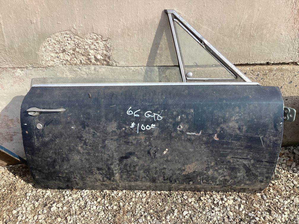 Pontiac door