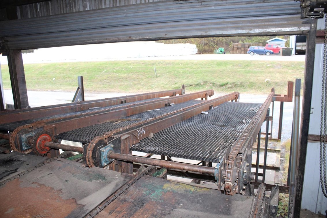 28' 4 Strand Deck From Outside