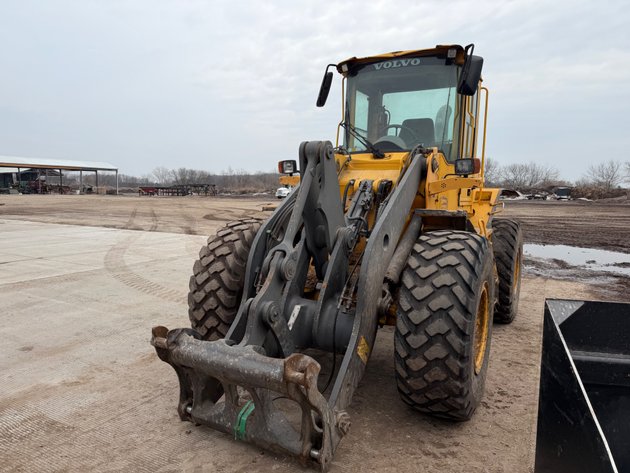 Image for 2004 VOLVO L70E LOADER