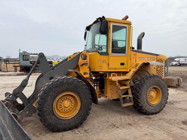 Image for 2004 VOLVO L70E LOADER