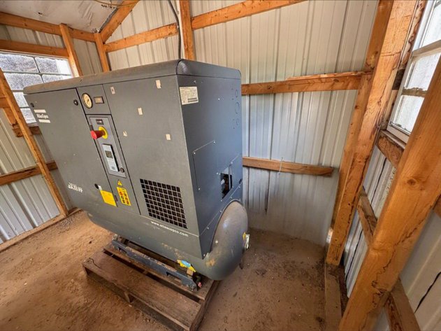Image for 2011 ATLAS COPCO GX11FF SCREW COMPRESSOR