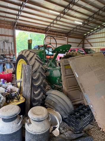 Image for 1940 JOHN DEERE B TRACTOR