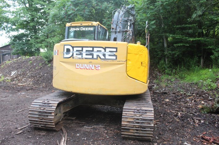 Image for 2012 John Deere 135D Excavator