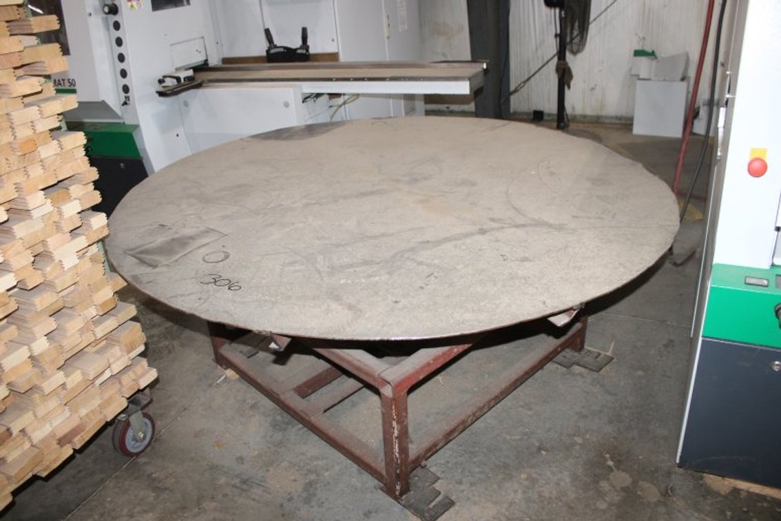6' Diameter Round Landing Table with Drive