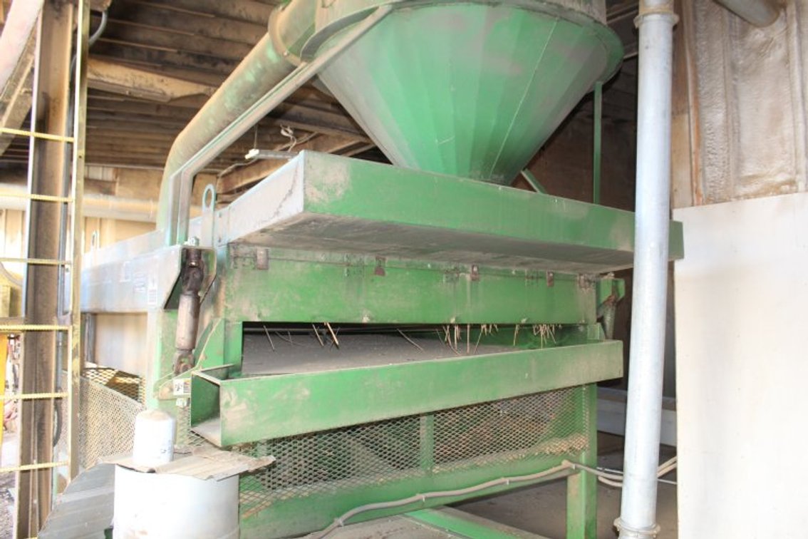 Precision 8'x8' Shaker Screen