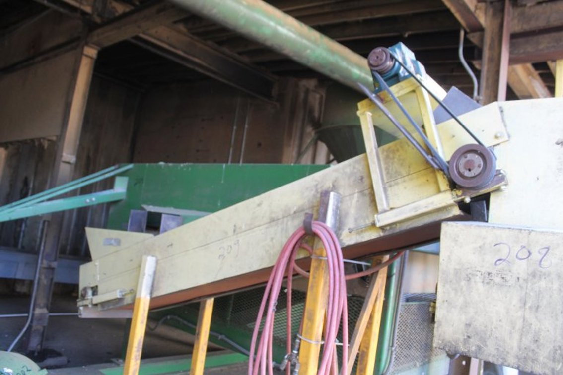 10'x16" Belt Chip Conveyor
