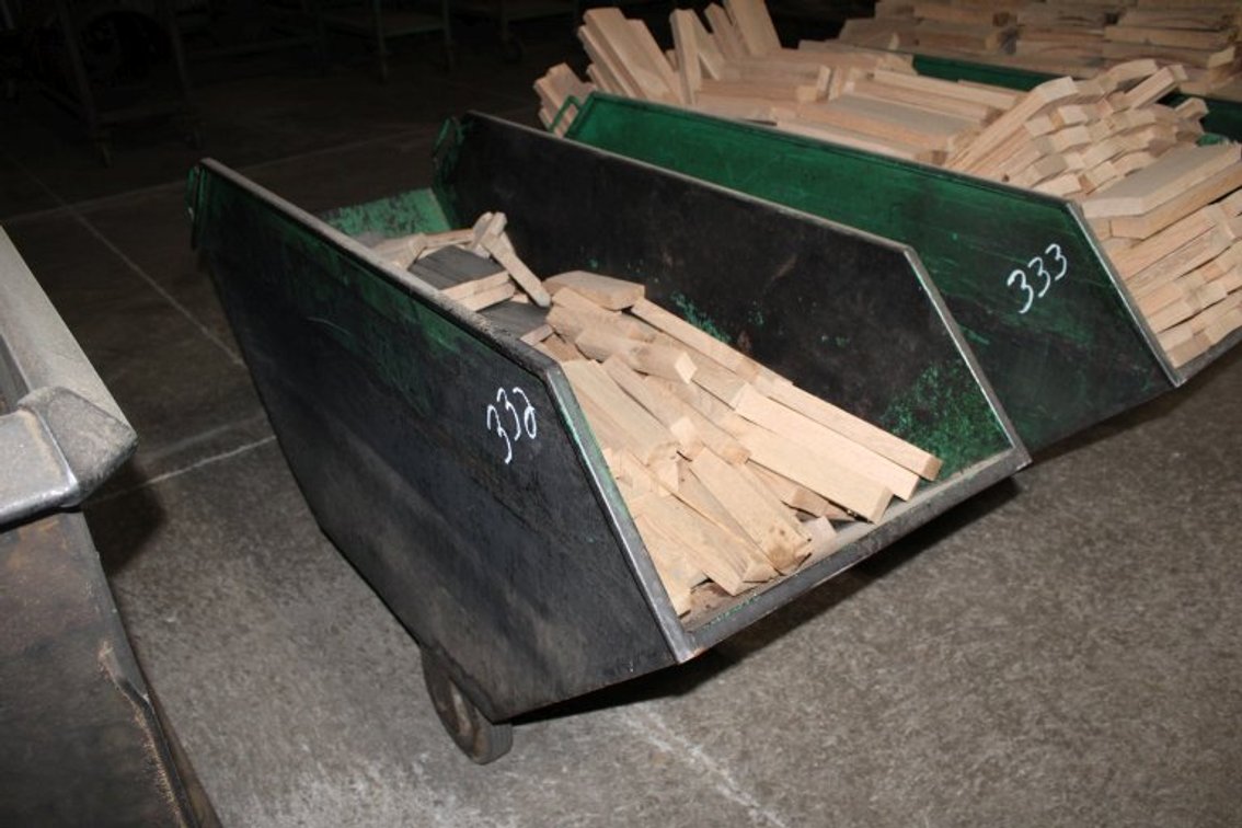 Rolling Waste Hopper