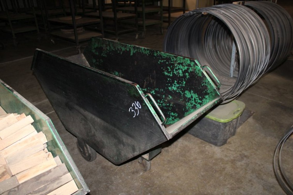 Rolling Waste Hopper