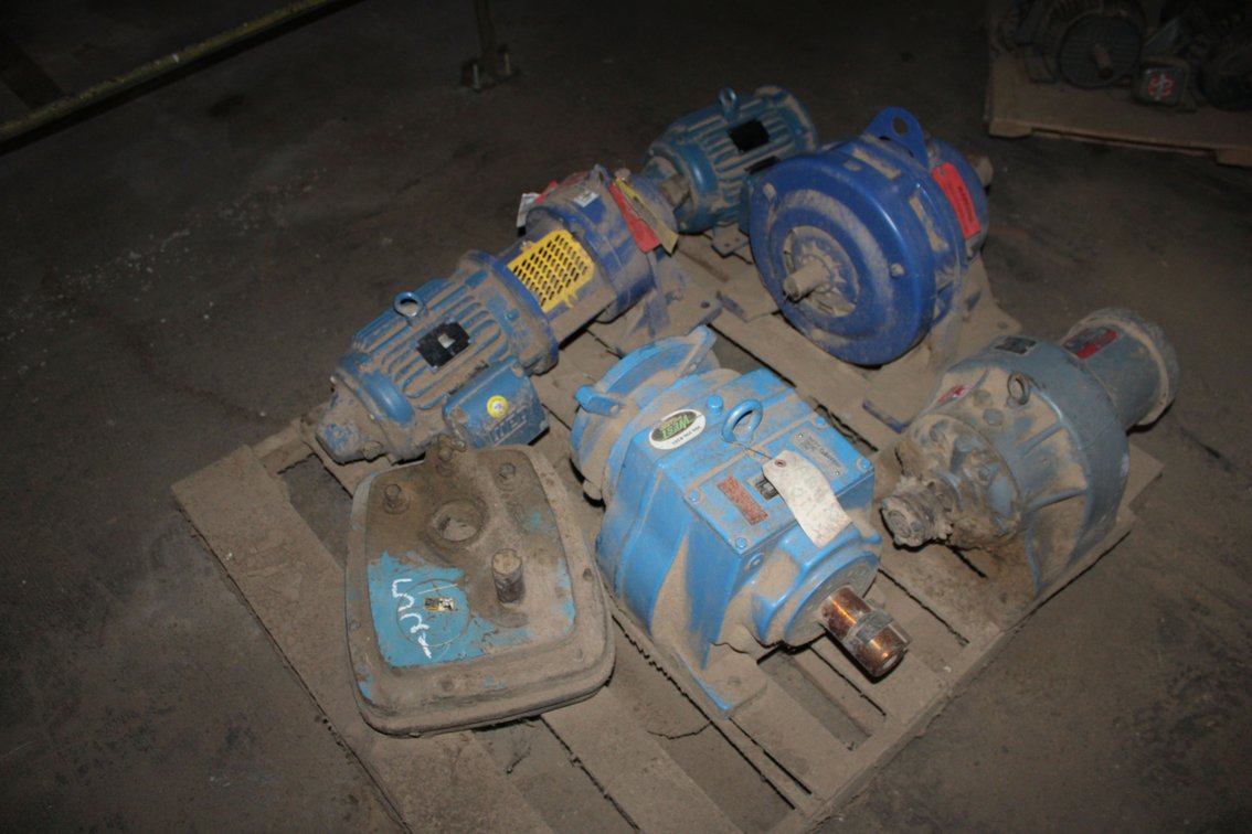 Pallet of Misc Gear Drives 