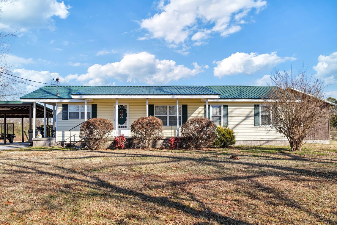 8221 Pine Ridge Rd.