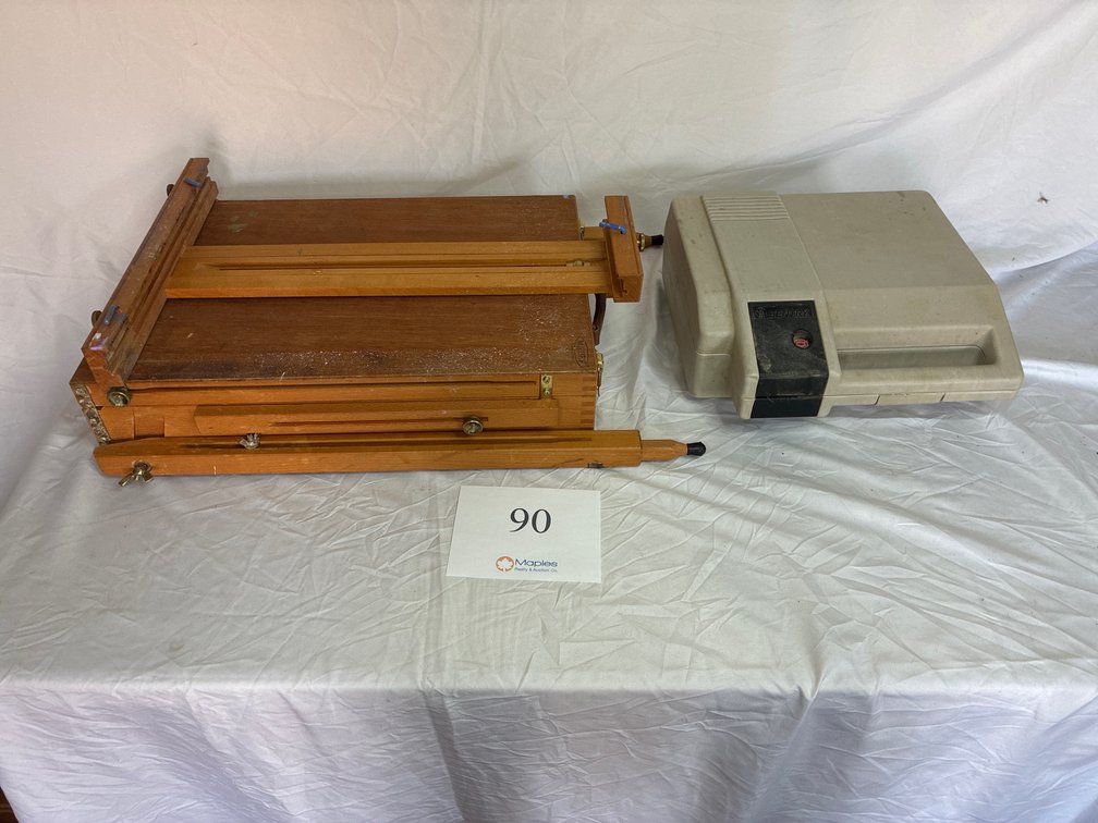 Sentry Safe & Mabel Portable Painting Easel