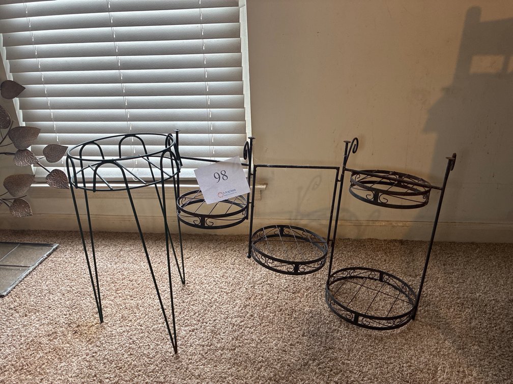 Metal Plant Holders