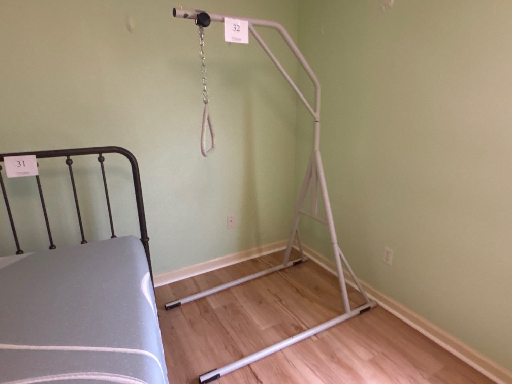 BARIATRIC TRAPEZE FLOOR STAND BAR