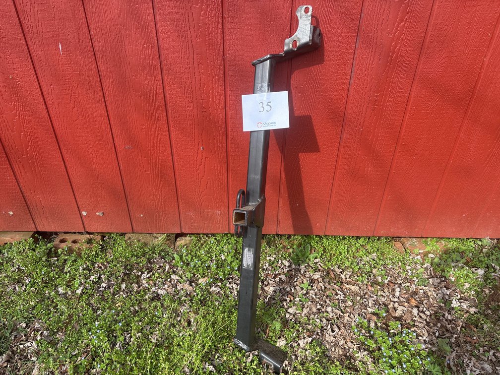 UHAUL MODEL # 36314 CLASS 2 RECEIVER HITCH