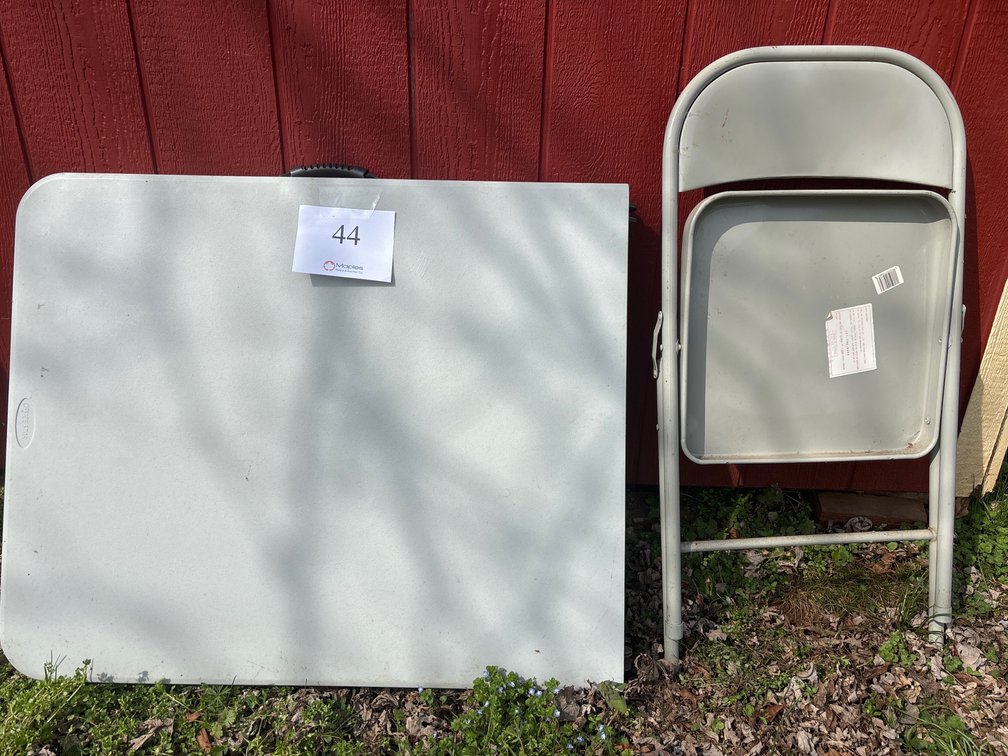 6’ FT FOLDING TABLE, 4’ ROUND FOLDING TABLE, METAL FOLDING CHAIR