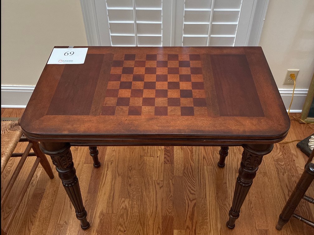 Game Table 38x34xx31