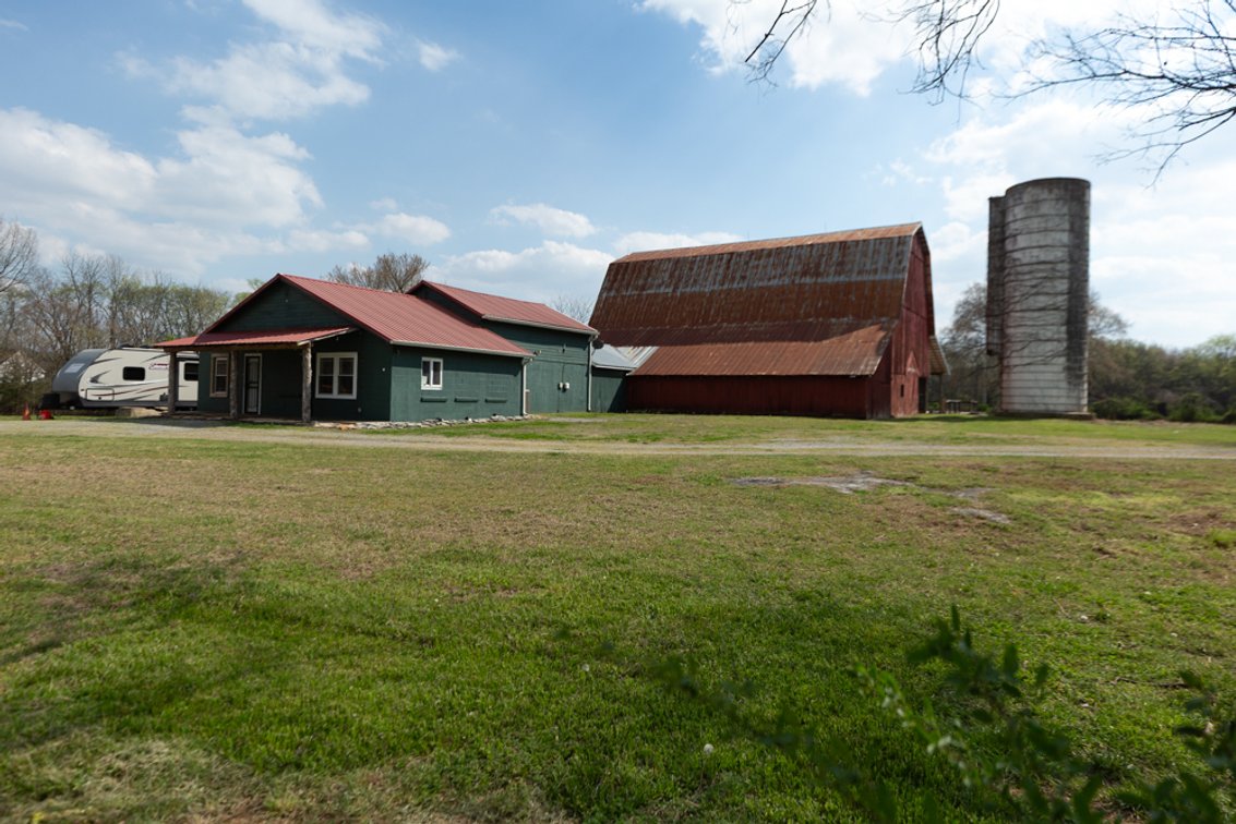 2455 Canterbury Chase