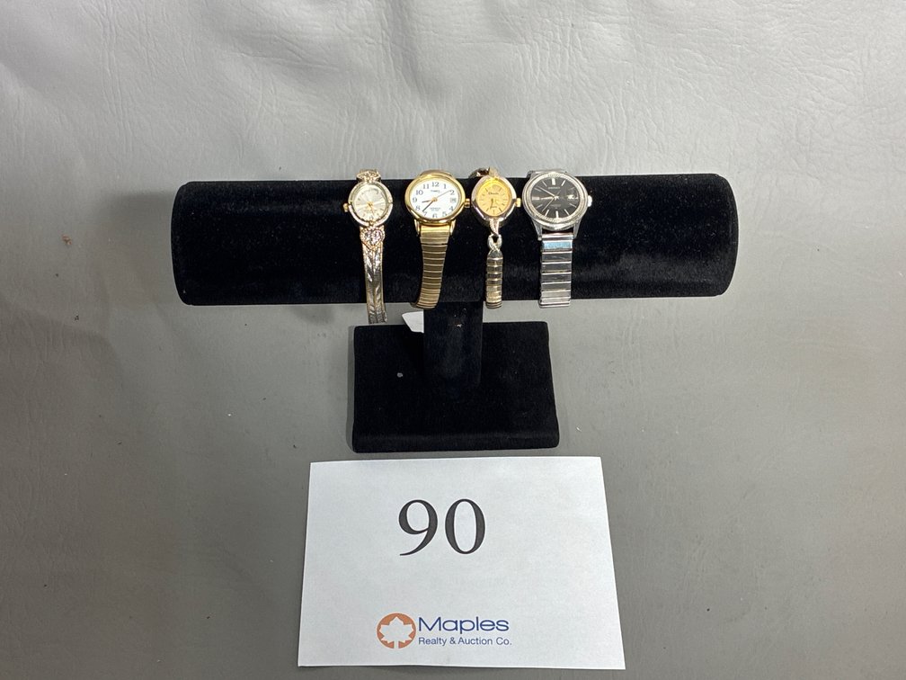Gloria Vanderbilt, Timex, Seiko, Details Watches