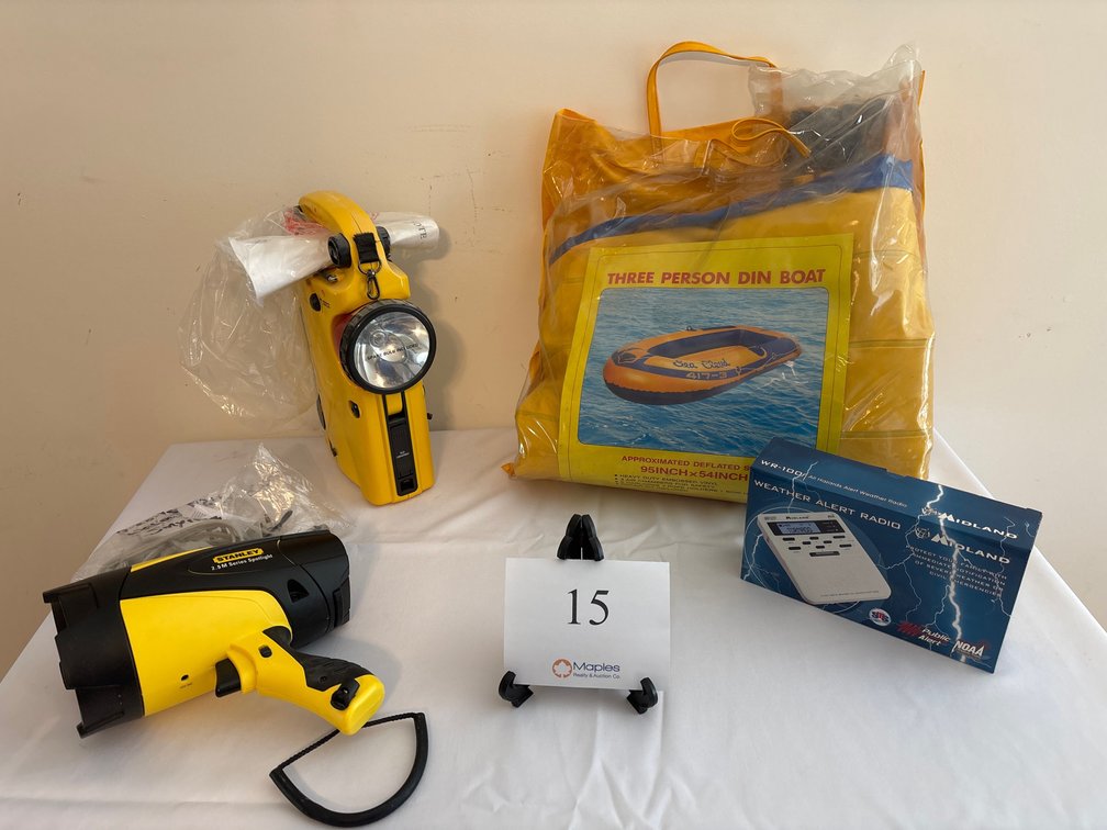 3 PERSON DIN BOAT, STANLEY SPOTLIGHT, WEATHER RADIO, WILSON AM/FM WEATHER BAND AND LANTERN