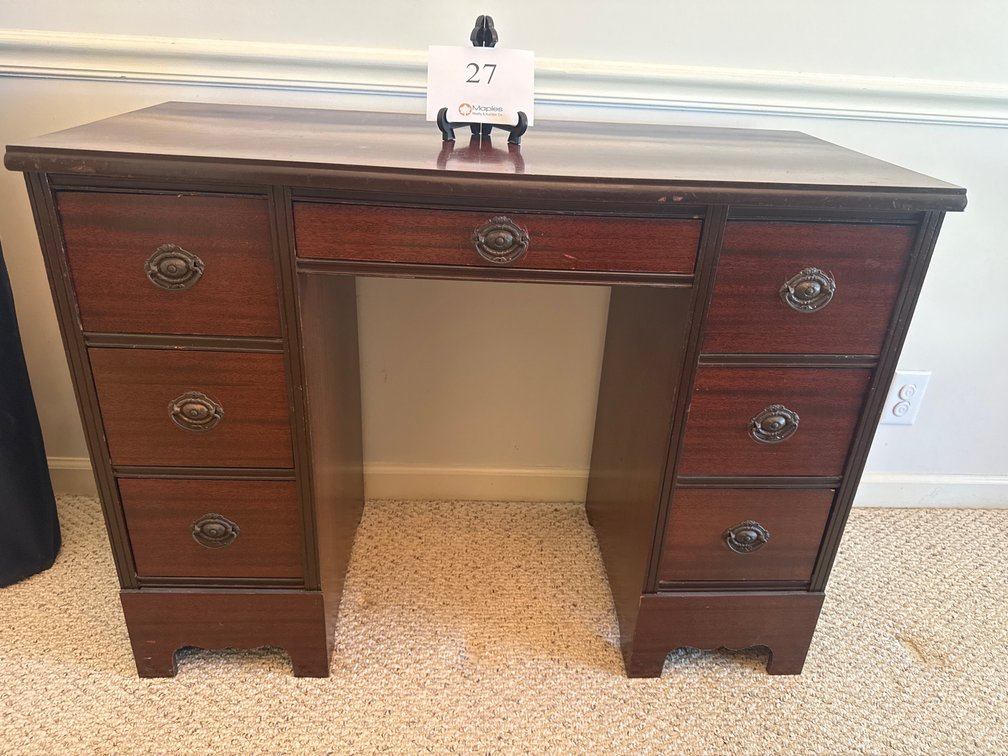 WOODEN DESK