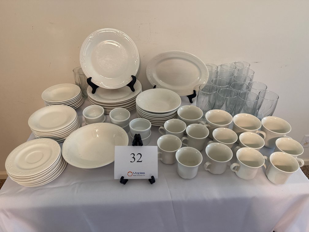 WHITE DISH SET