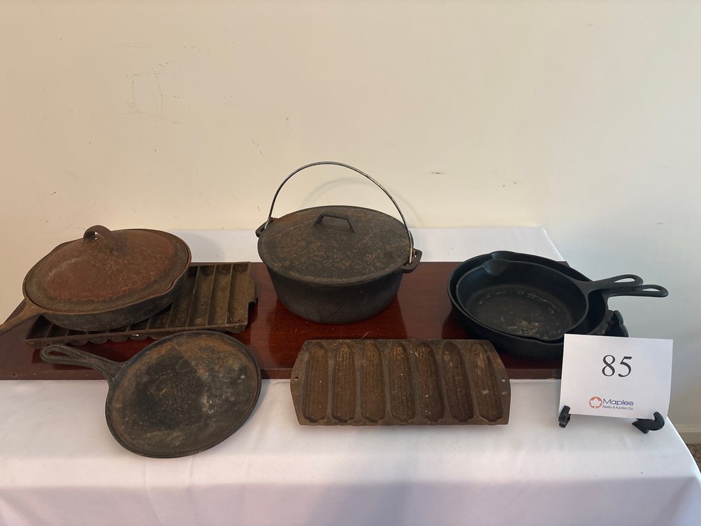 VARIOUS CAST IRON PIECES