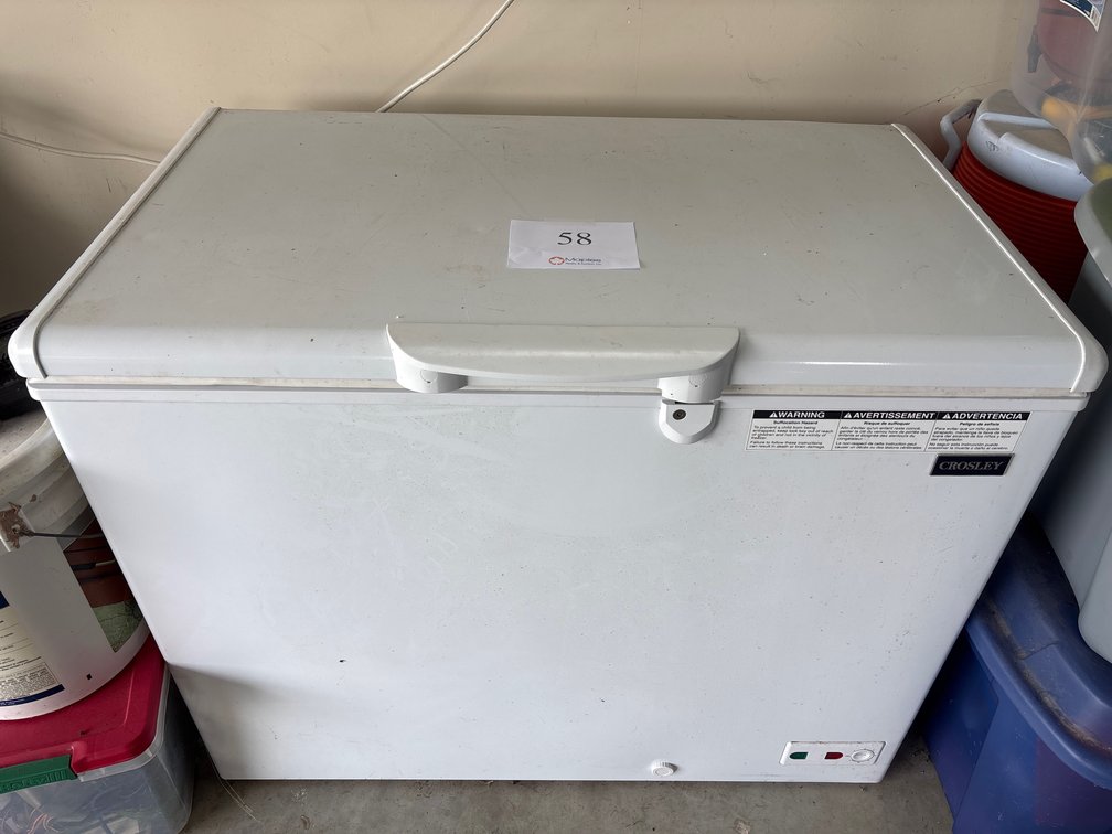 CROSLEY DEEP FREEZER