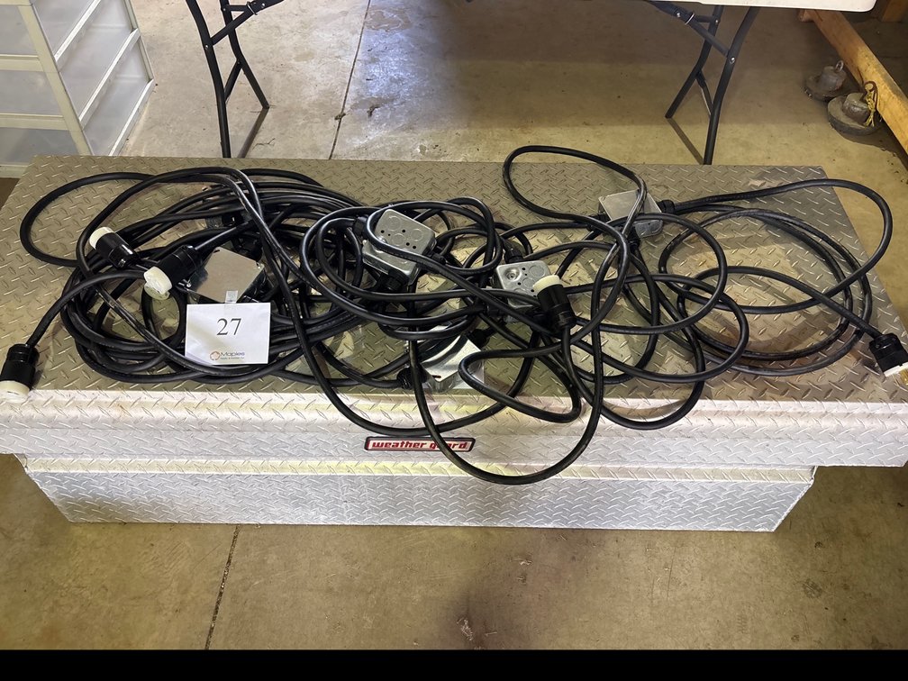 30AMP 125 VOLT CORD WITH 6 JUNCTION BOXES AND 6 LEADS