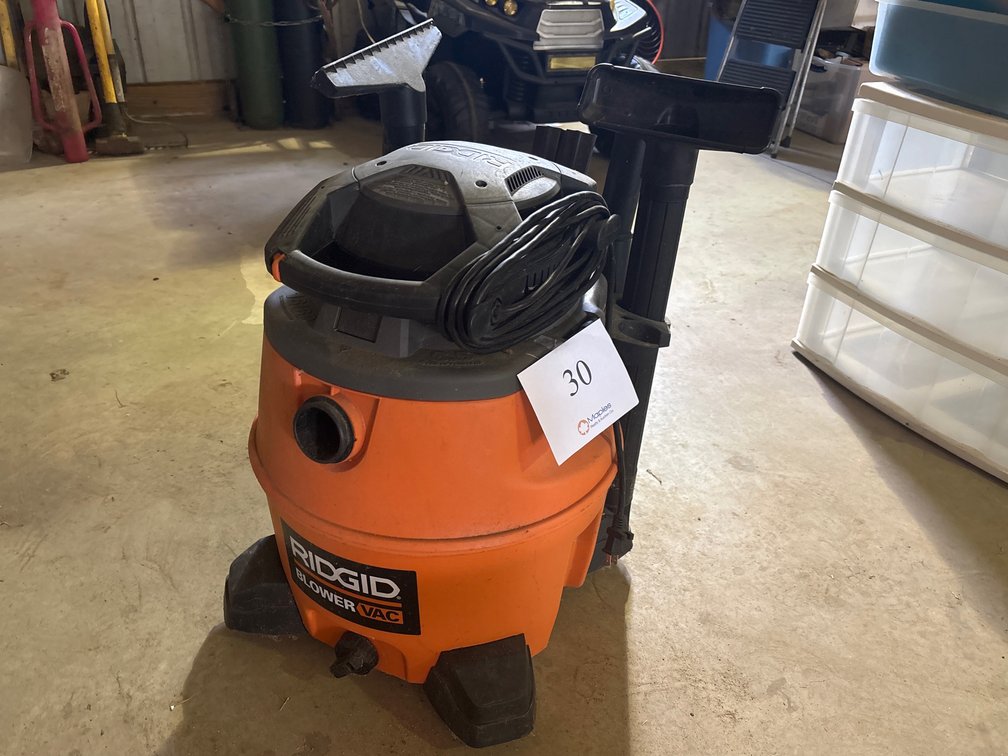 RIDGID WET/DRY VAC 16 GALLON