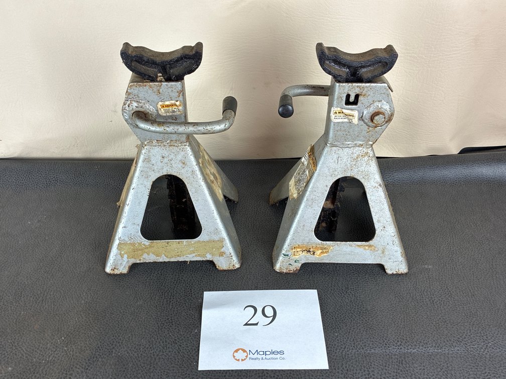 (2) Jack Stands