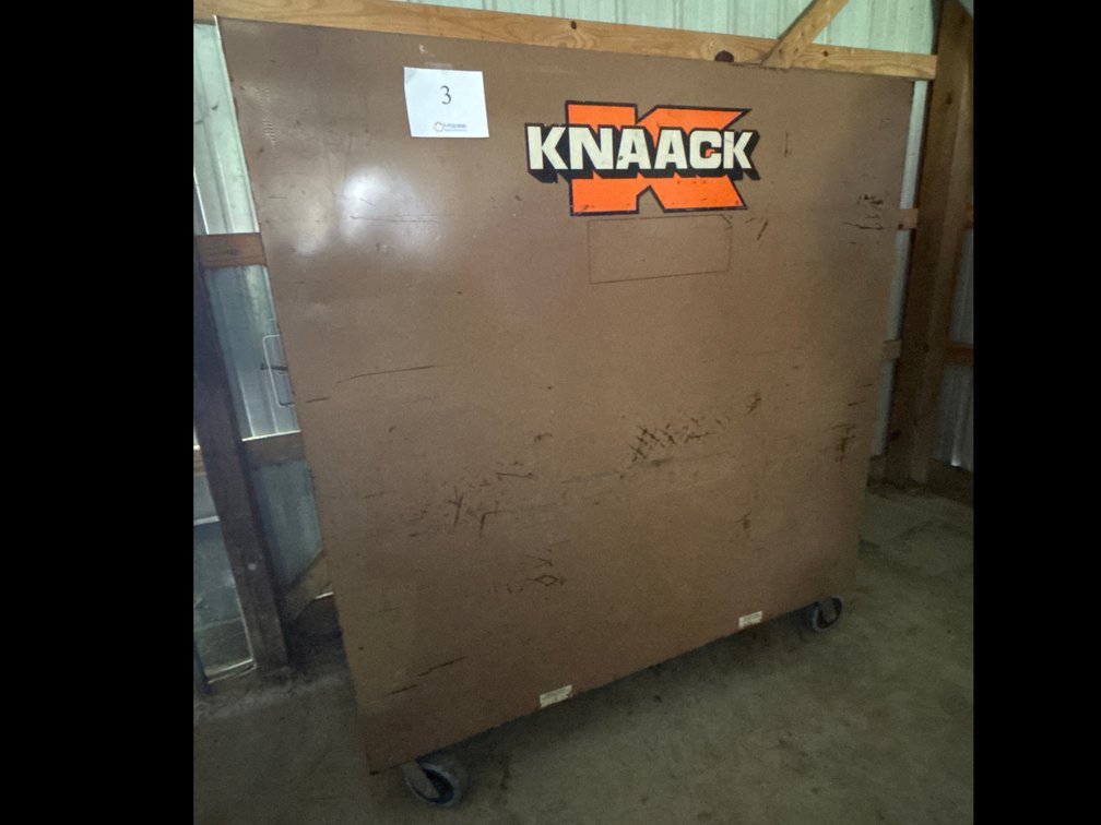 ROLLING BIFOLD KNAACK JOB BOX