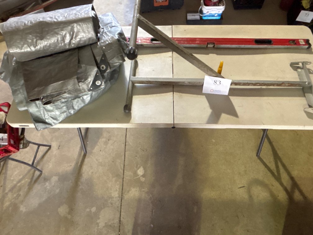 LEVEL, METAL STAND, TWO TARPS